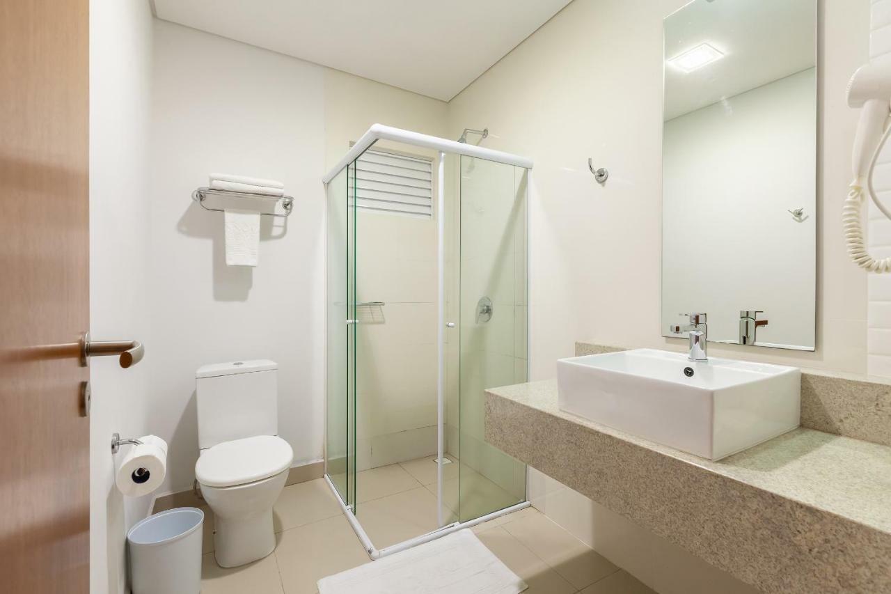 Tri Hotel Executive Бруски Екстер'єр фото