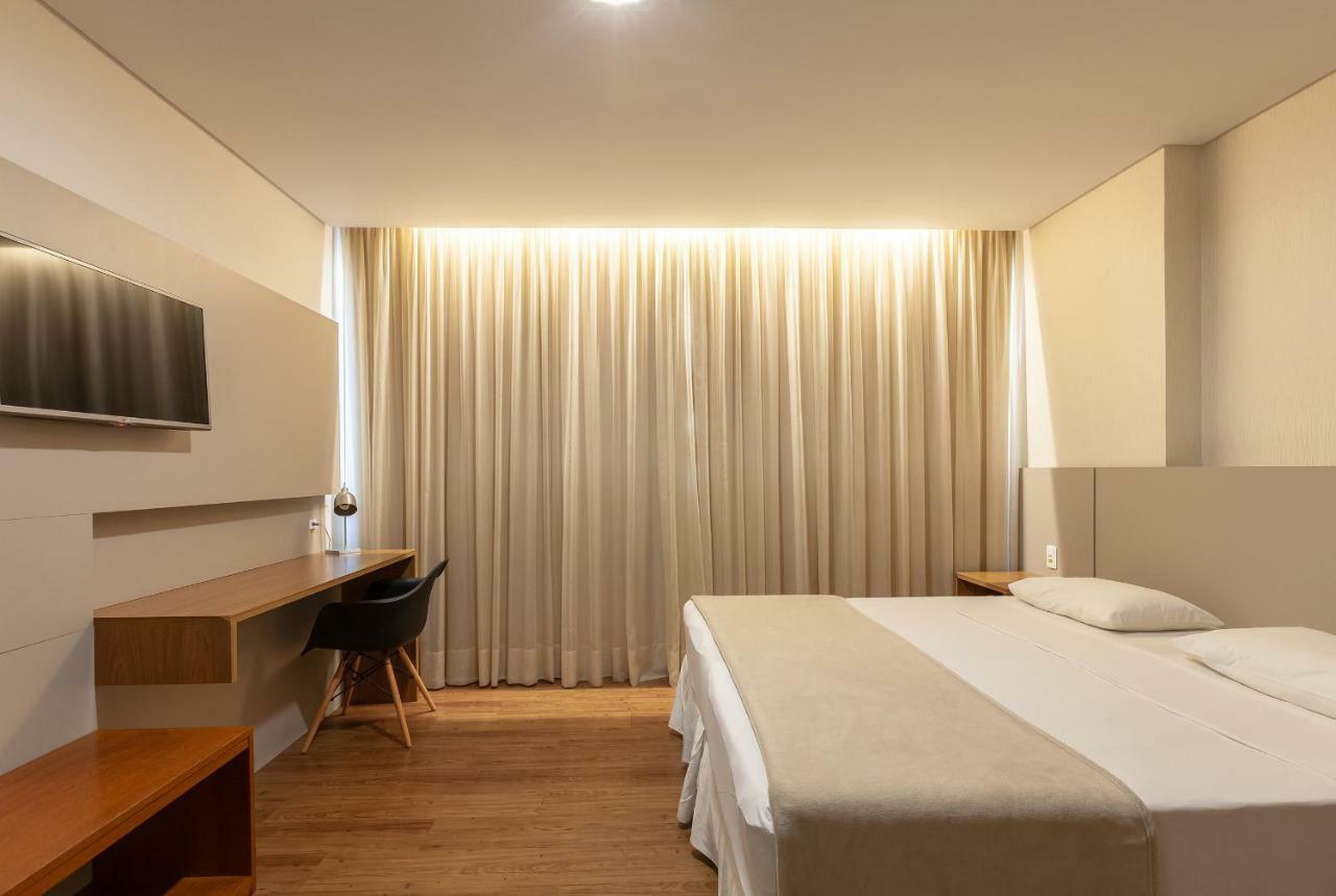 Tri Hotel Executive Бруски Екстер'єр фото