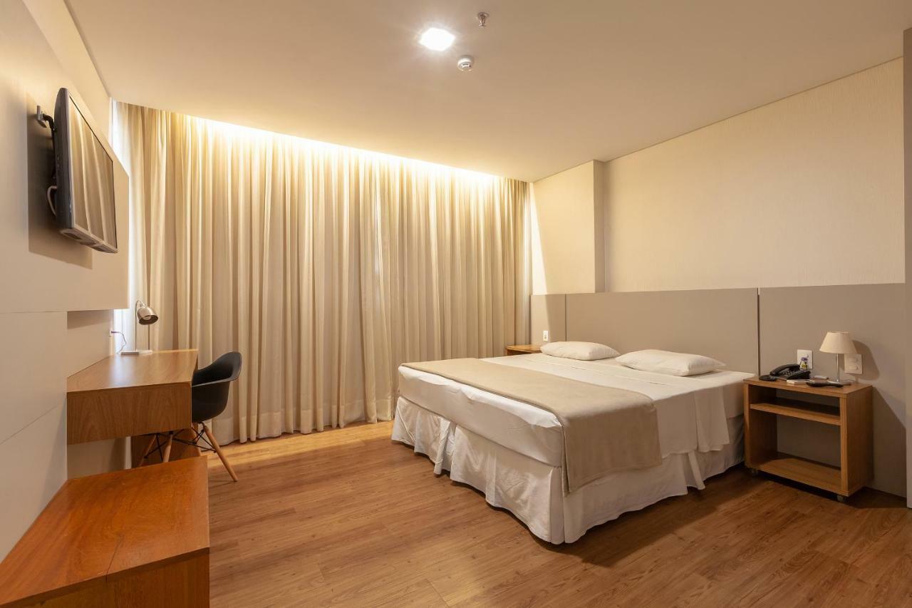 Tri Hotel Executive Бруски Екстер'єр фото